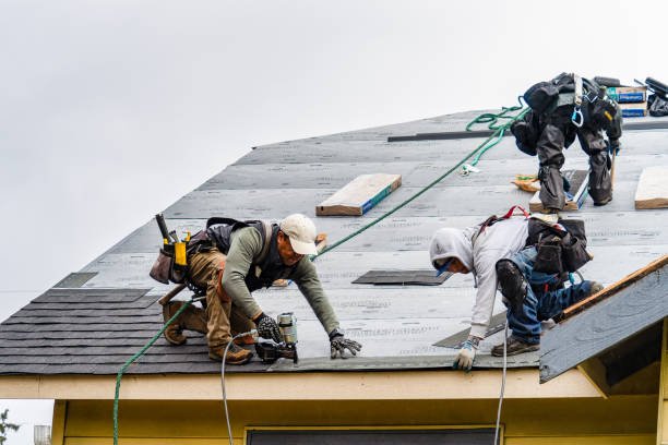 Professional Gutter Installation technician working in Perkinsville, VT